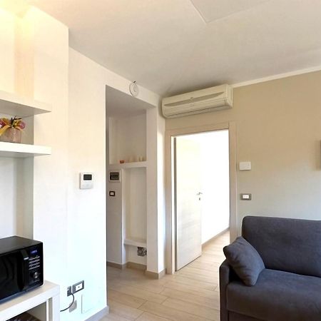 Int 5 - Appartamento Elios Bologna Bagian luar foto